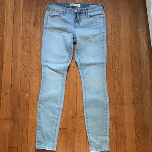 Bullhead denim company women’s light was jeans